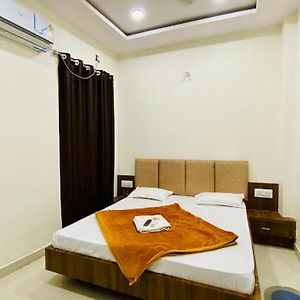 Hotel Soham Palace